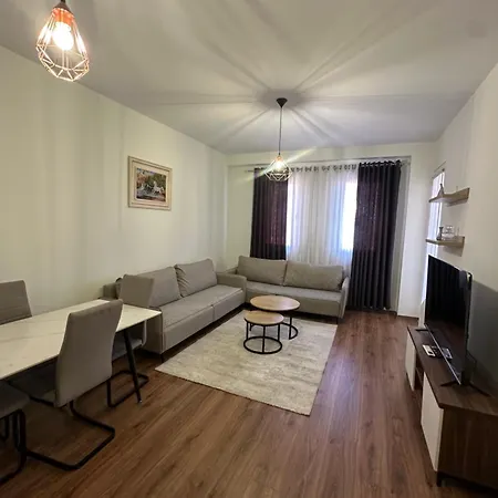 Elton Gjana Apartament Patza-Kuqani